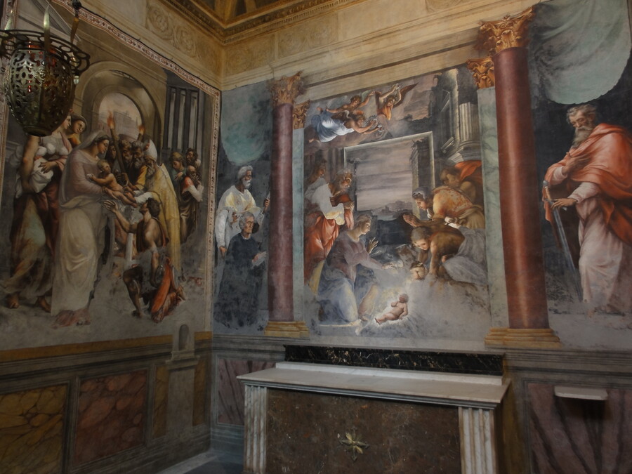 Paintings at Trinità dei Mori