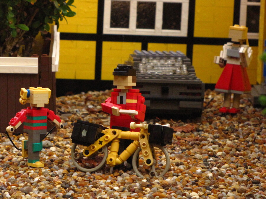 Legoland "Postman"