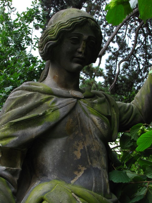 Statue