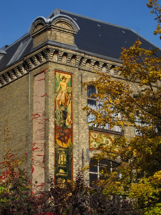 Art Noveau Decorations
