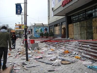 Rubbish in front of a looted store