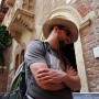 I with Juliet's balcony in the background (Verona)