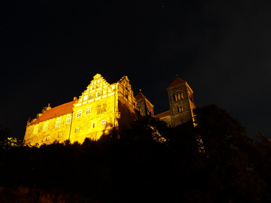 Quedlinburg Castle at Night (Harz)