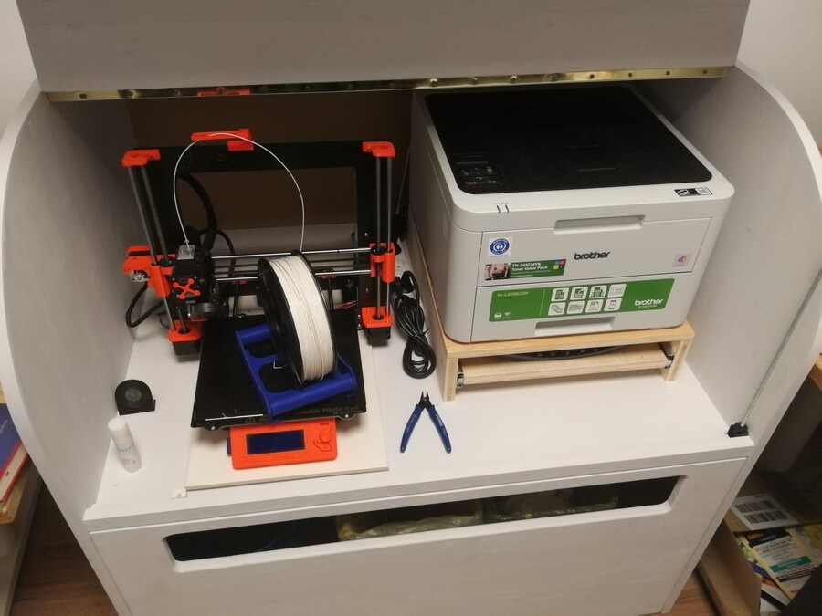 Printers (Filament will move above)